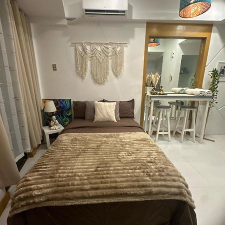 Cozy Place With City View At Greenbelt Makati Манила Екстериор снимка